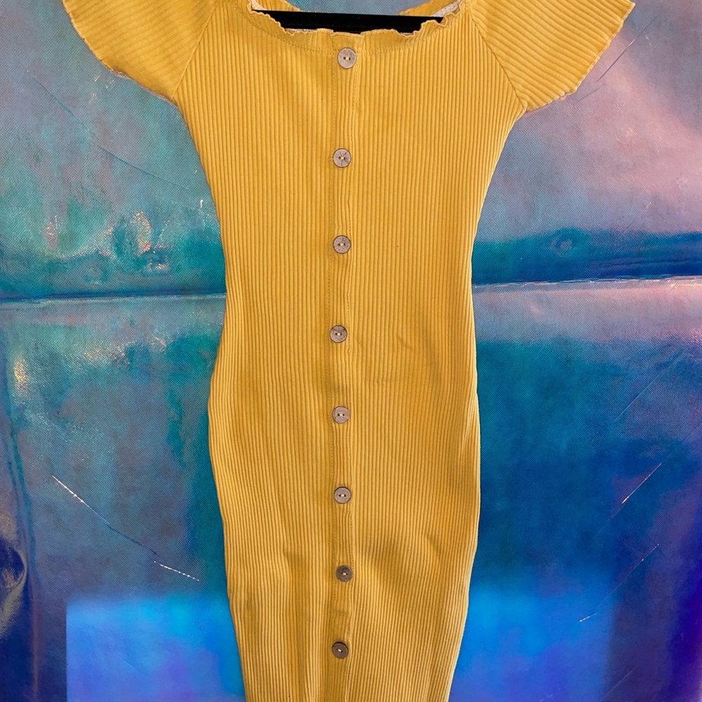 Yellow off the shoulder skin tight dress
